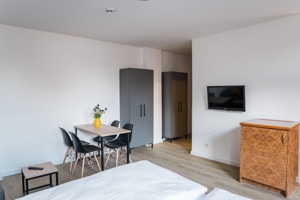 Homaris Boxi Studios Deluxe Studio 12