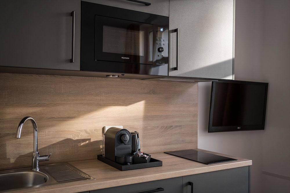 Homaris Boxi Studios Classic Studio 13