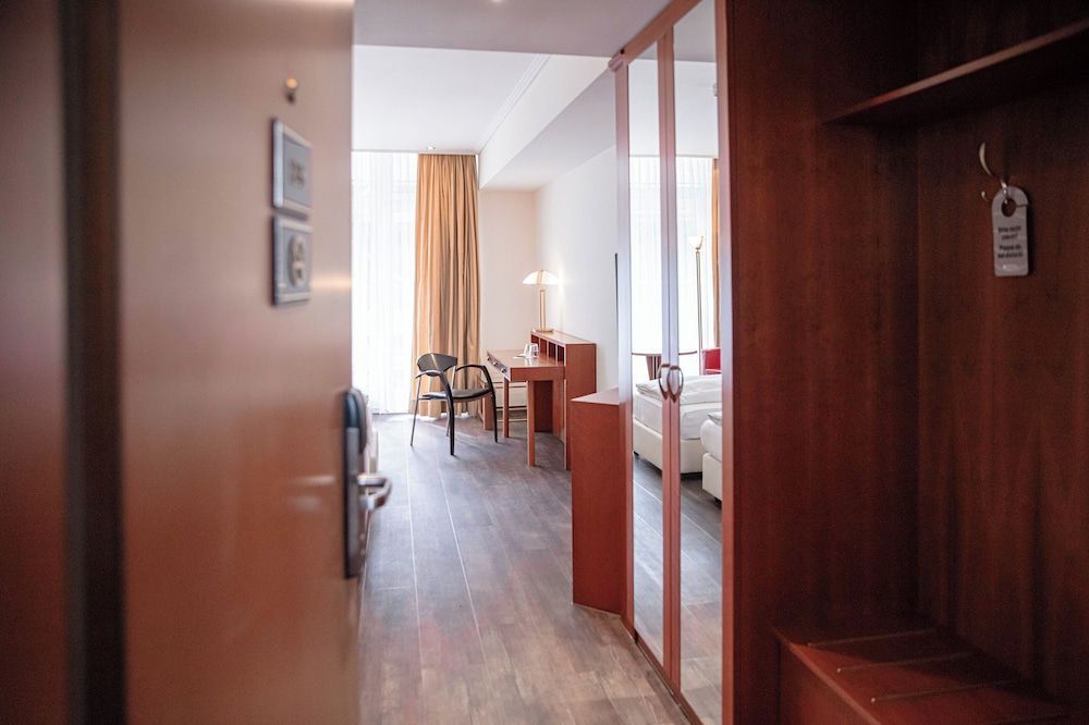 Müggelseeperle Zimmer zum Portal 24