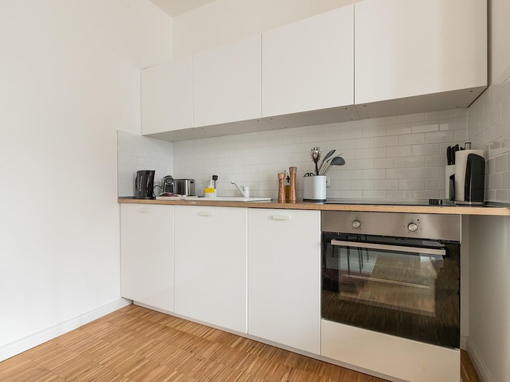 Apartments Berlin Aroser Allee Suite, 1 Queen Bed with Sofa bed (Berlin Aroser Allee | Superior Suite)