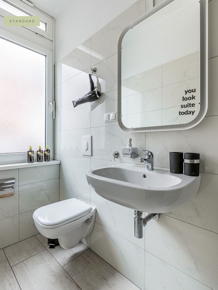 undefined Apartments Berlin Aroser Allee 8