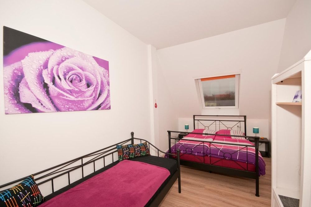 undefined Cityflair Berlin - Apartments 9