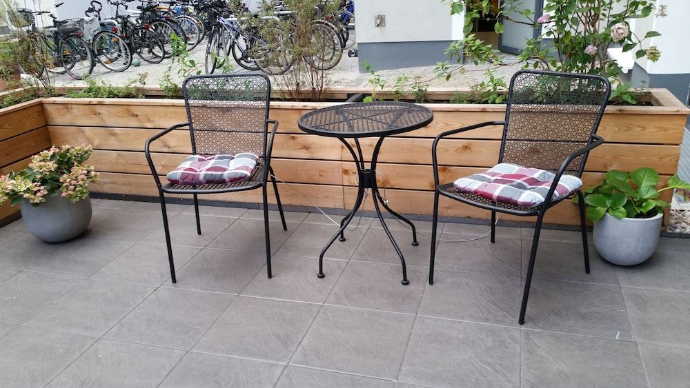 Apartment P1 in Berlin-Friedrichshain Design Apartment, Accessible, Garden View 16