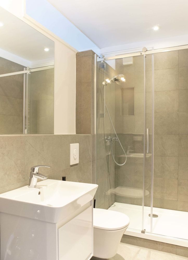 undefined rent24 Apartments & Suiten P180 4