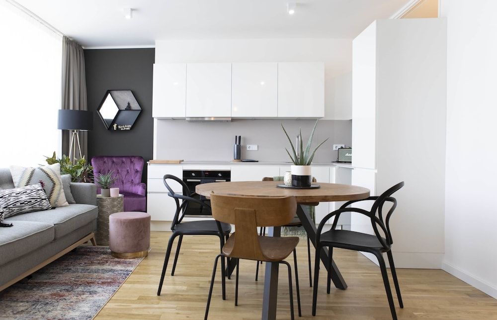 undefined rent24 Apartments & Suiten P180 5
