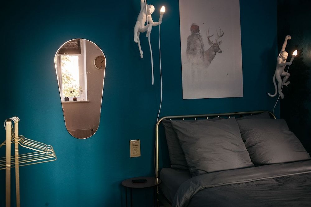 URBN Dreams - Into the Wild Apartment (Into the Wild) 11