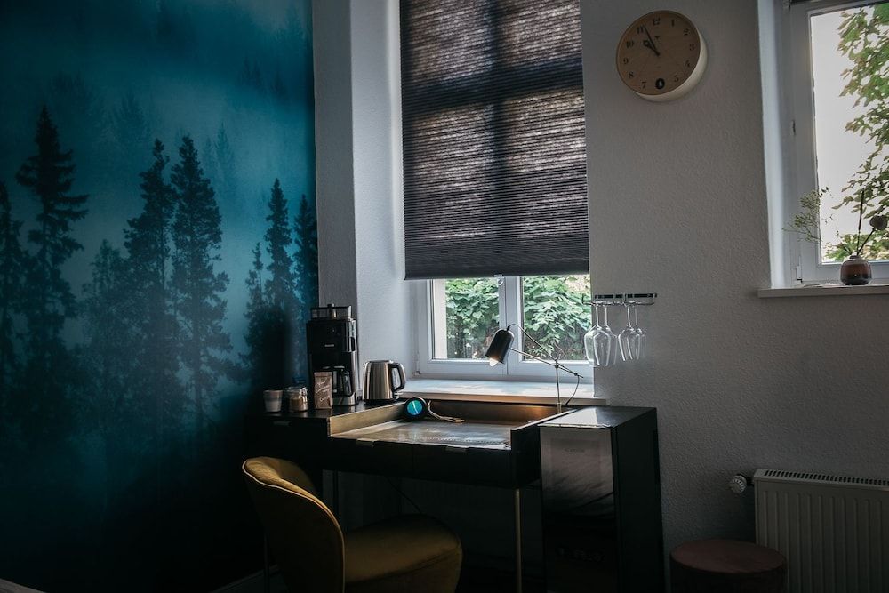 URBN Dreams - Into the Wild Apartment (Into the Wild) 12