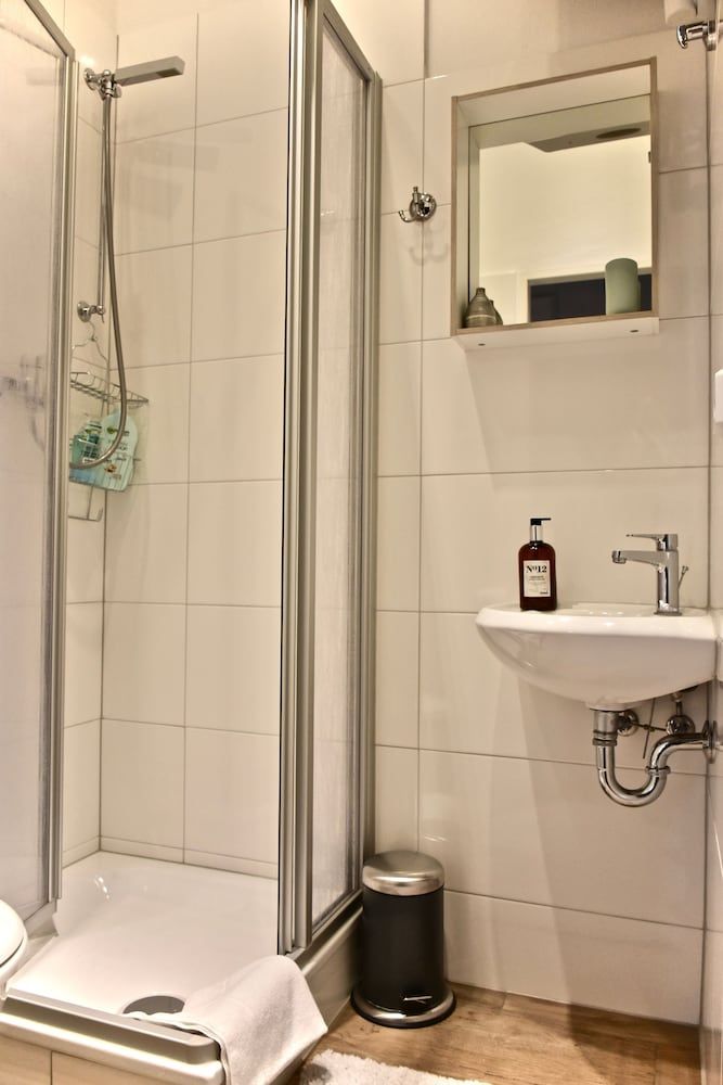 Aparthotel Thüringer Hof Superior Apartment, 2 Bedrooms 11