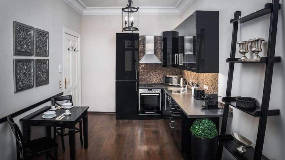 undefined Comfy Apartment in Berlin 9