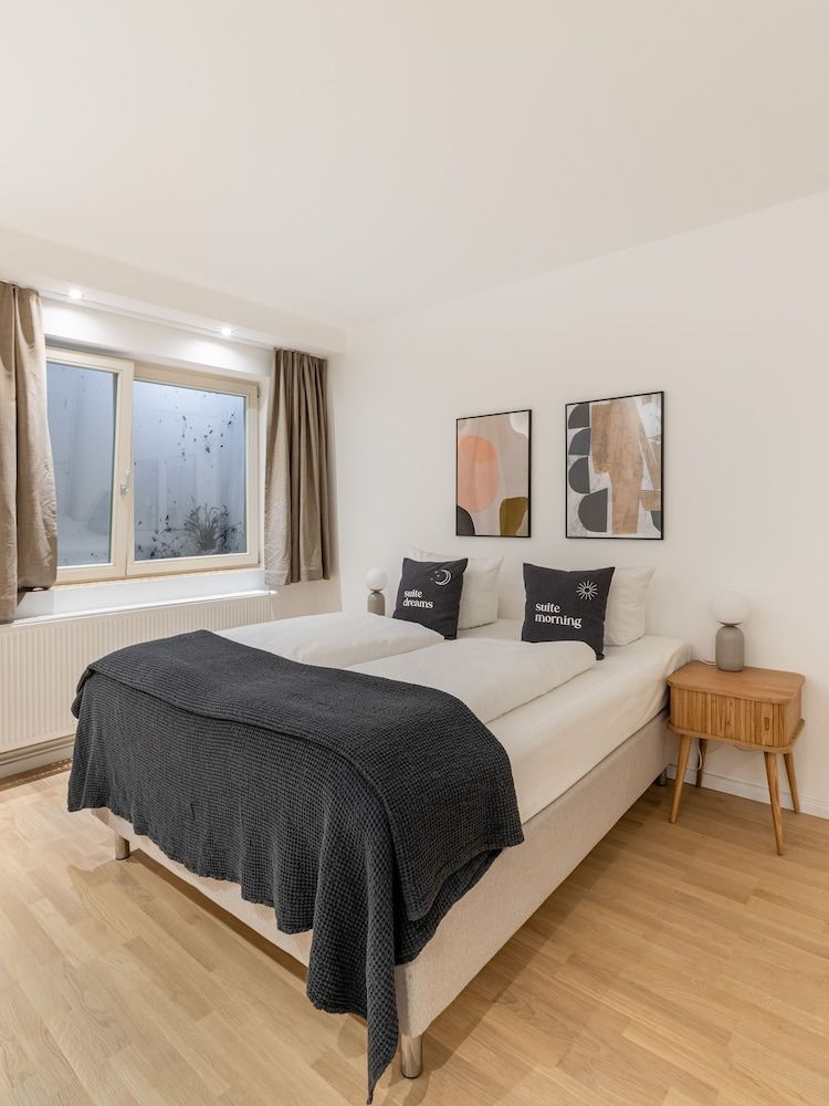 undefined Schoenhouse Berlin City Street