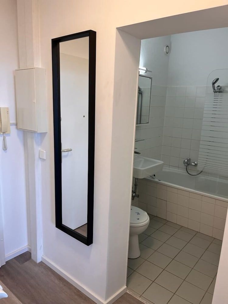 Alexanderplatz Fresh Adorable Studio Apartment 28