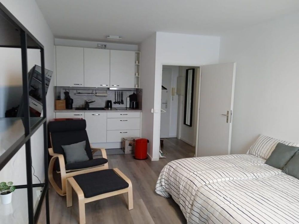 undefined Alexanderplatz Fresh Adorable Studio 10