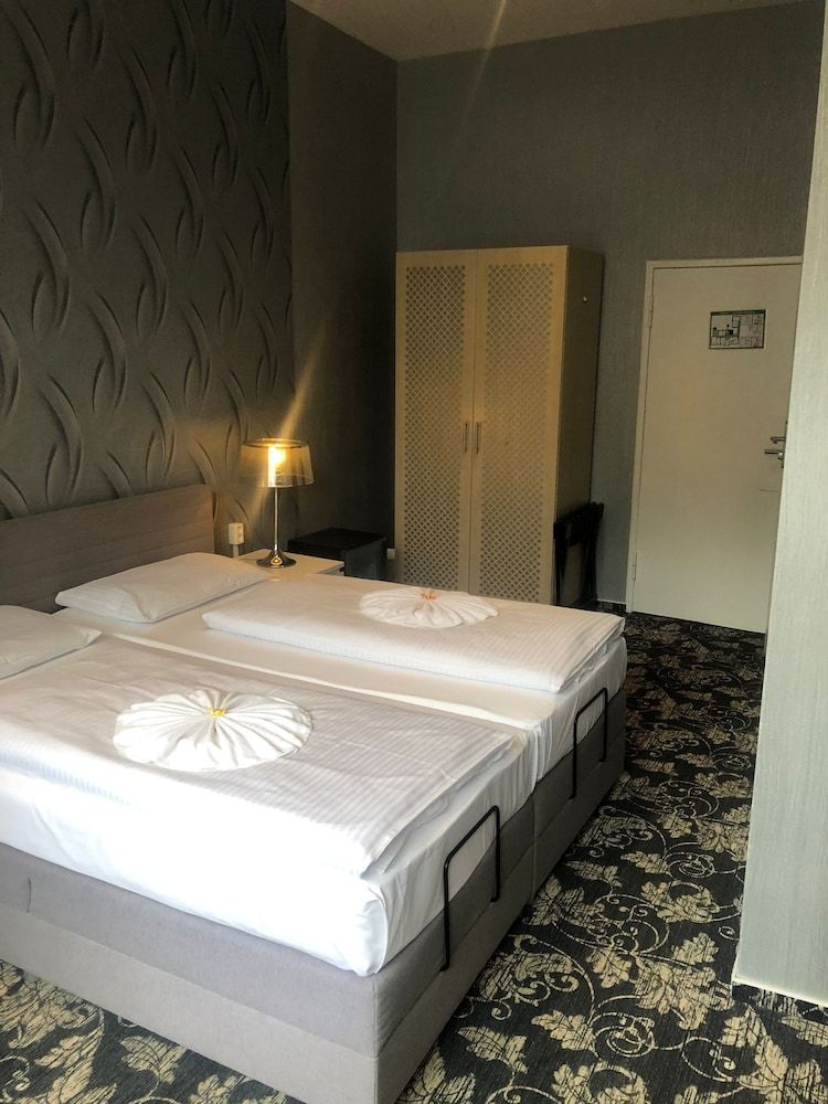 Gasteiner Hof Deluxe Double or Twin Room, Non Smoking, Private Bathroom 6