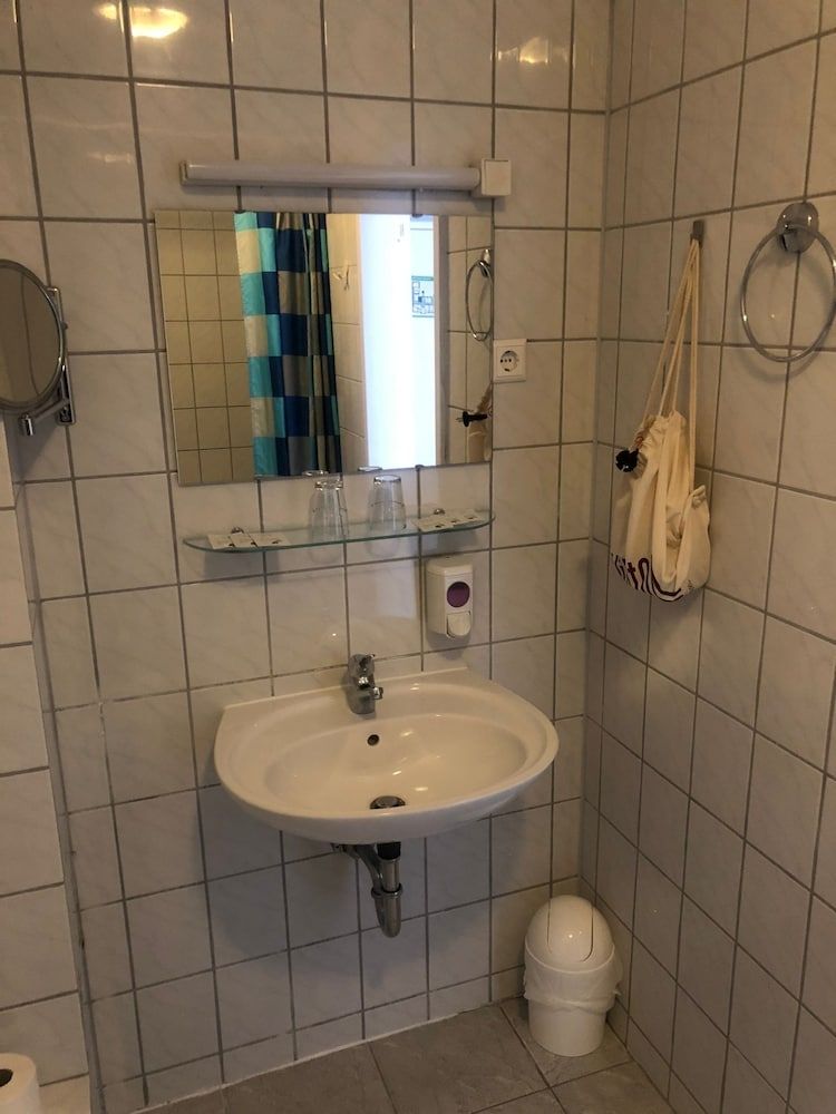 Gasteiner Hof Deluxe Double or Twin Room, Non Smoking, Private Bathroom 7