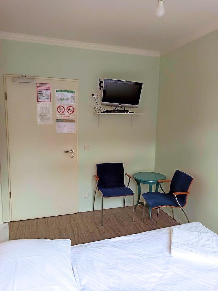 Pension Puschkin Berlin Deluxe Apartment, 5 Bedrooms 16