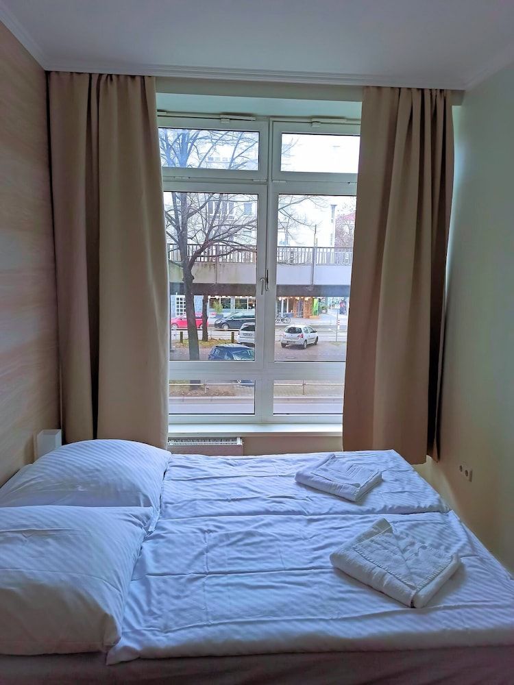 Pension Puschkin Berlin Deluxe Apartment, 5 Bedrooms 10