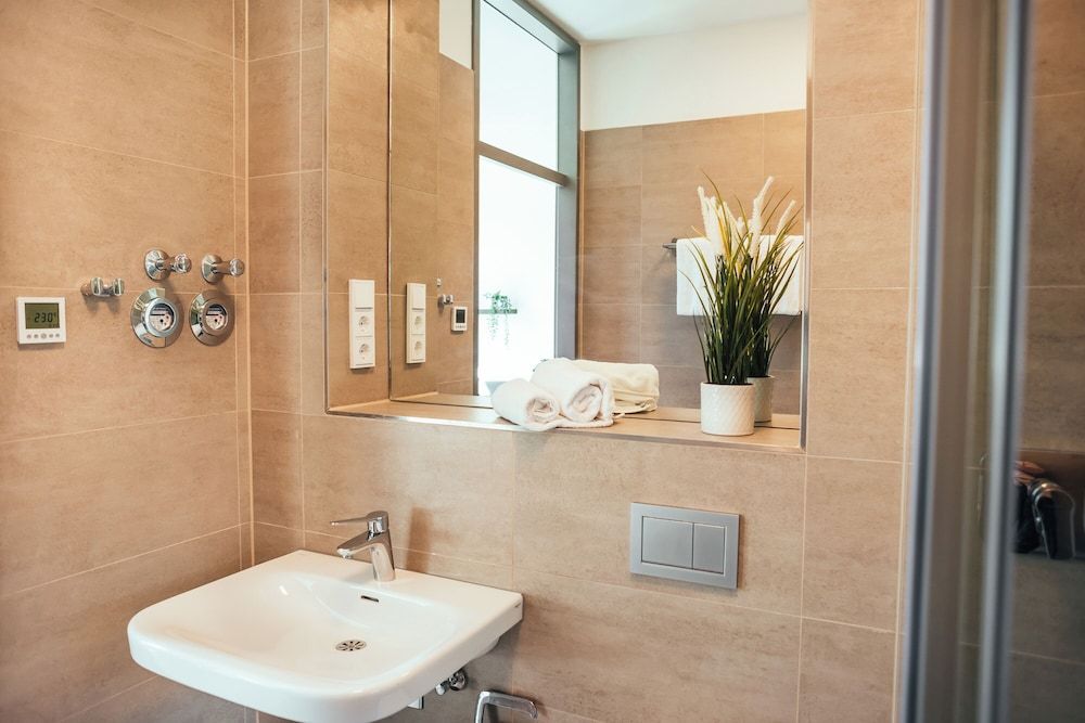 The Rix Studios & Suites Deluxe Studio 8