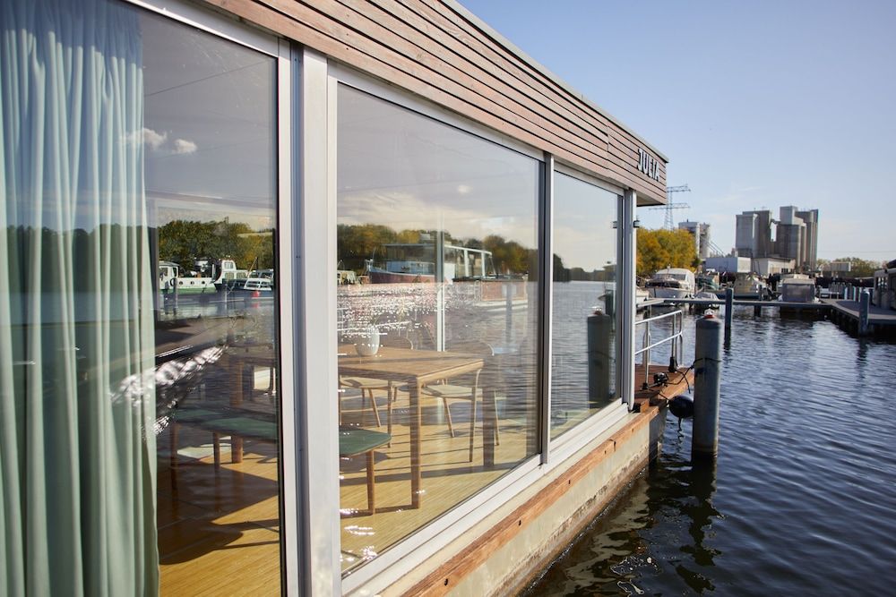 undefined Spreeapartment JULIA 4