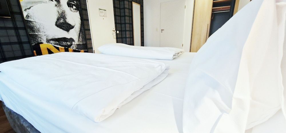 ArtHotel ANA Munich Airport Standard Double Room 4