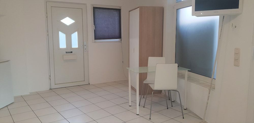 undefined MiamarMaxipartments - Merkenicher Straße 9