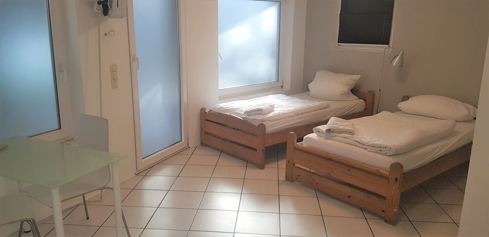 undefined MiamarMaxipartments - Merkenicher Straße 3