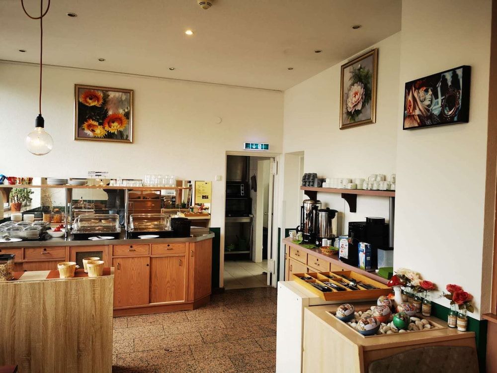 undefined Hotel Merian 10