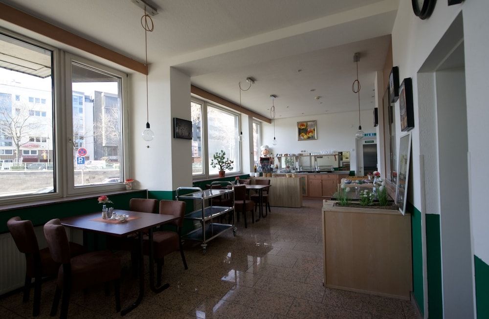 undefined Hotel Merian 7