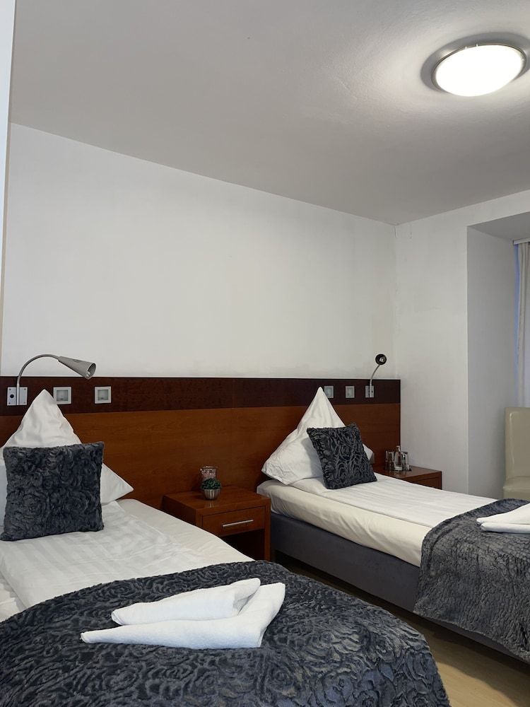 Griffin Hotel am Neumarkt Comfort Room 41