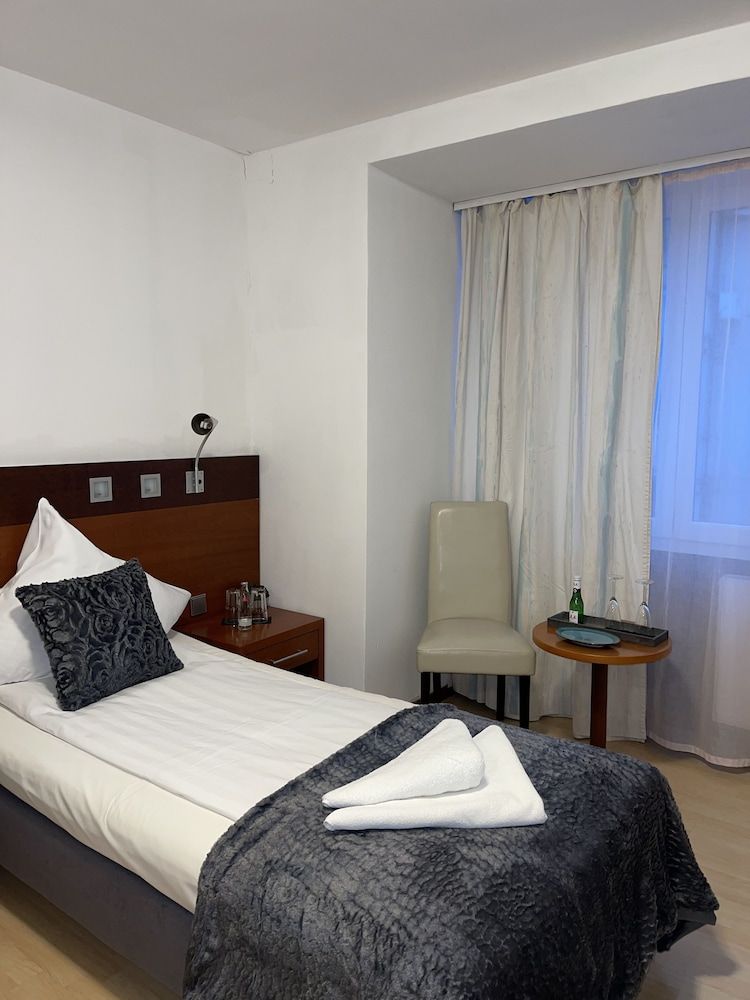 Griffin Hotel am Neumarkt Comfort Room 37