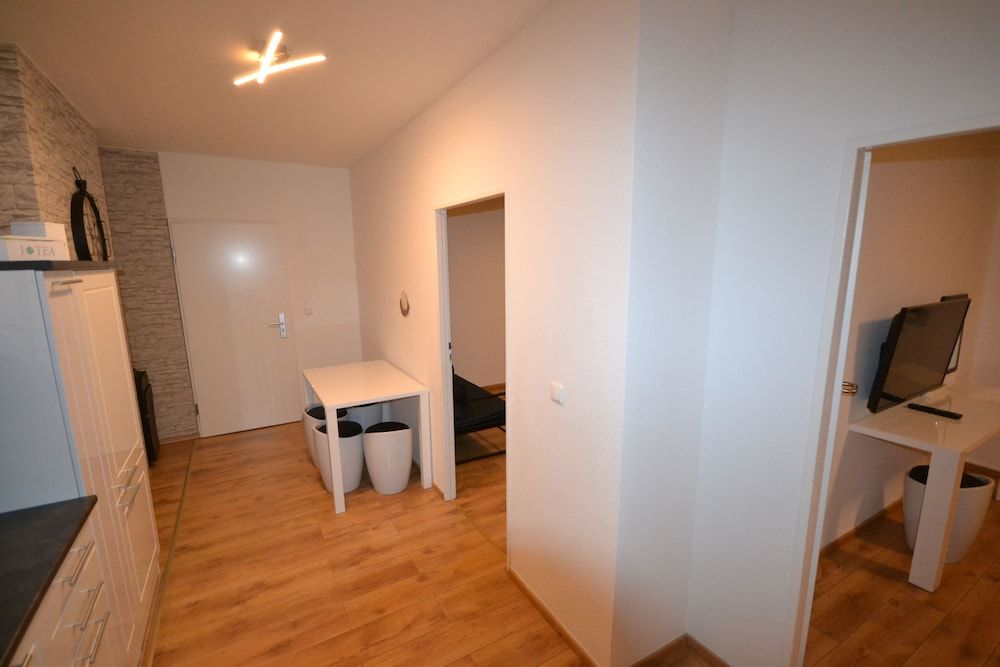 Madame Tower Basic Apartment 13