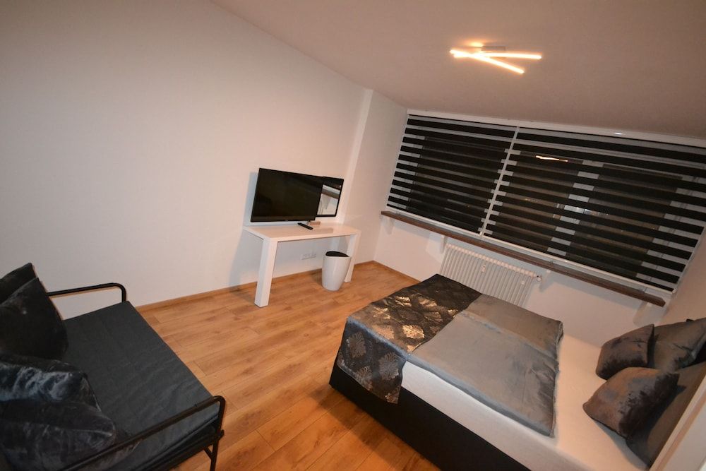 undefined Madame Tower 8