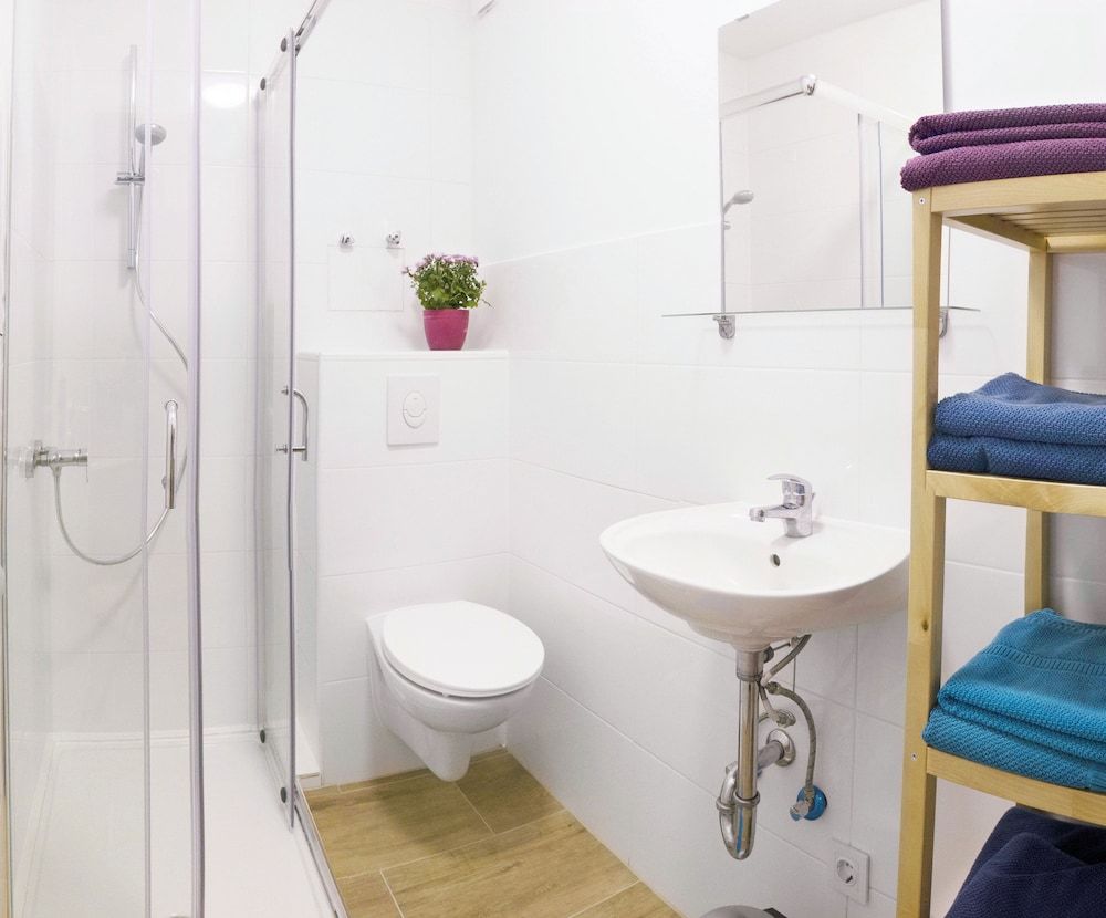 undefined Apartment11 Wartburg 10