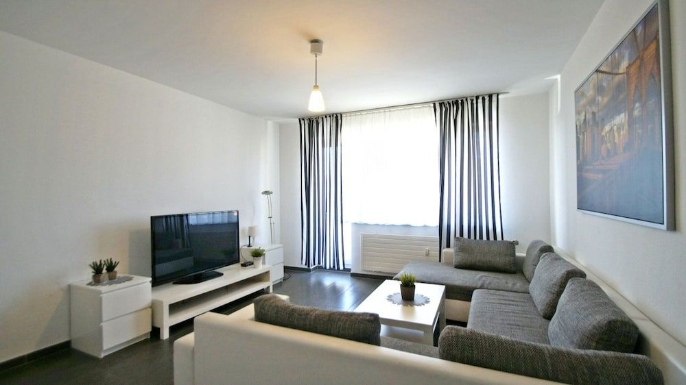 undefined Ferienwohnung Cologne HG 1 4