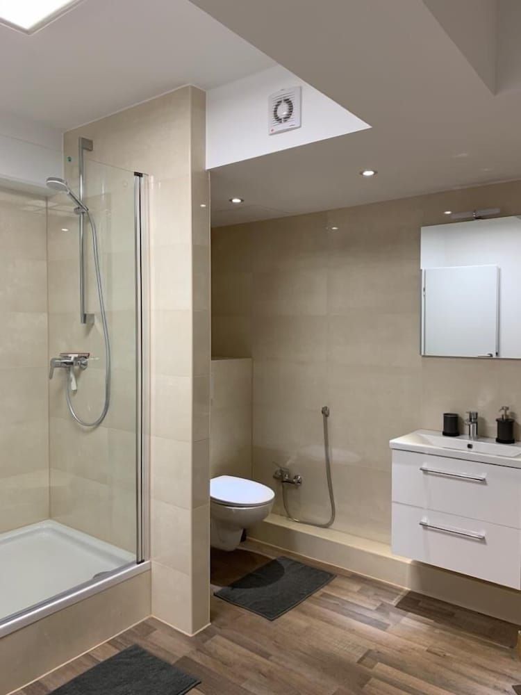 Köln Aachener Weiher WG 1-4 Twin Room, Shared Bathroom (1, incl. 15 EUR Cleaning Fee) 20