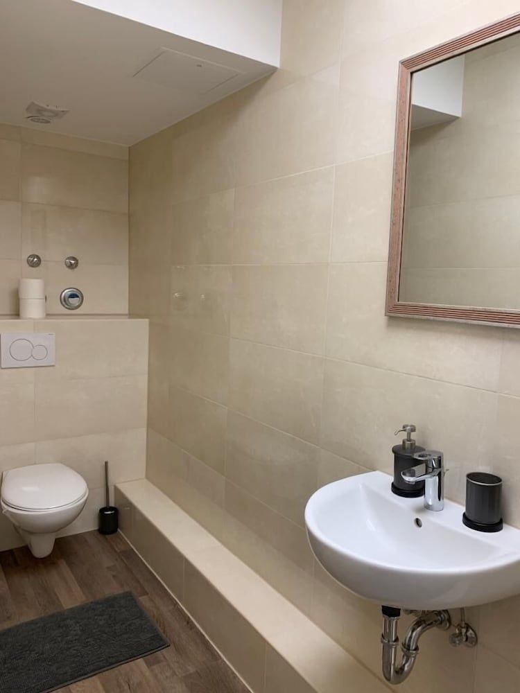 Köln Aachener Weiher WG 1-4 Twin Room, Shared Bathroom (1, incl. 15 EUR Cleaning Fee) 19