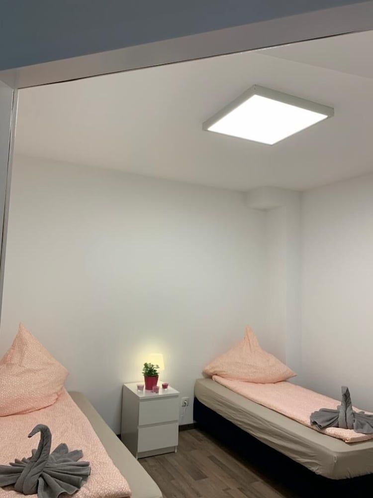 Köln Aachener Weiher WG 1-4 Twin Room, Shared Bathroom (1, incl. 15 EUR Cleaning Fee) 32