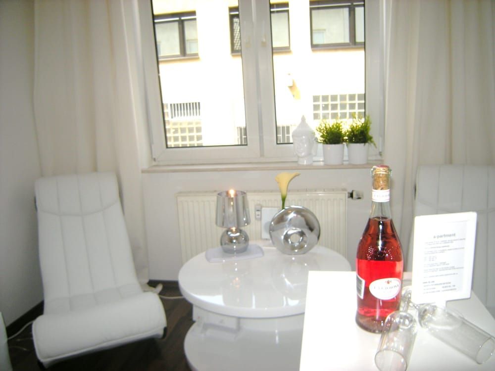 A-partment Schokoladenmuseum Standard Apartment, 1 Bedroom, Kitchenette 10