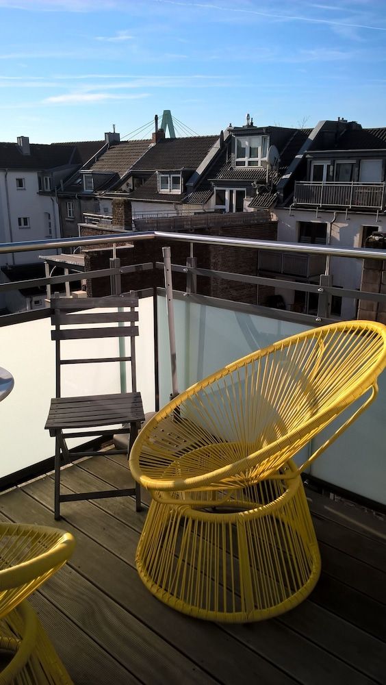 Wohnstube Koeln Exclusive Studio, Balcony, Garden View 10