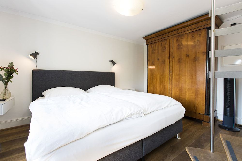 statthaus - statt Hotel Comfort-Maisonette, 1 bedroom, view of the Cathedral (W8)