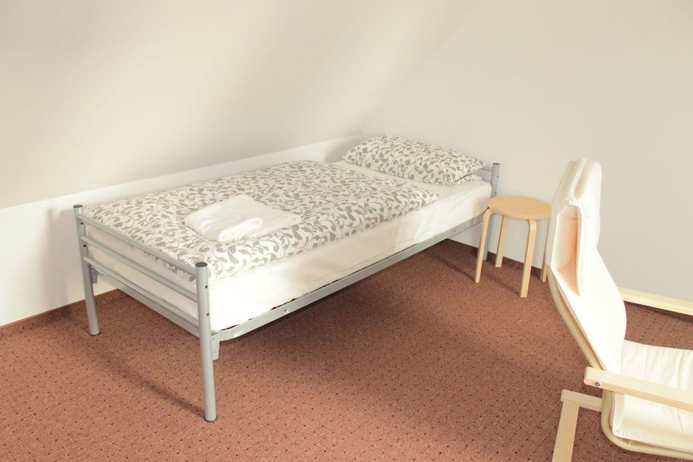 Standard Studio, 3 Twin Beds, Garden View