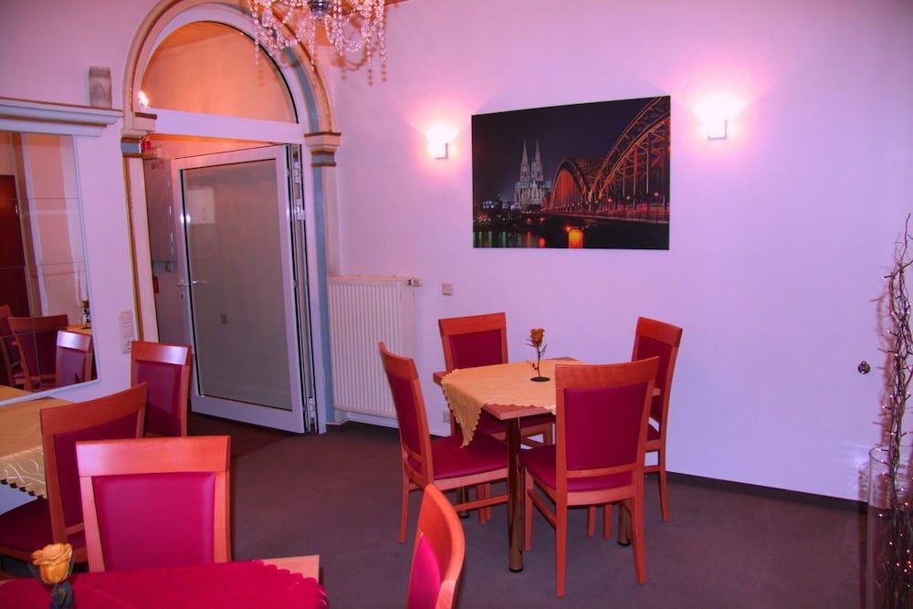 undefined Hotel La Isla 8