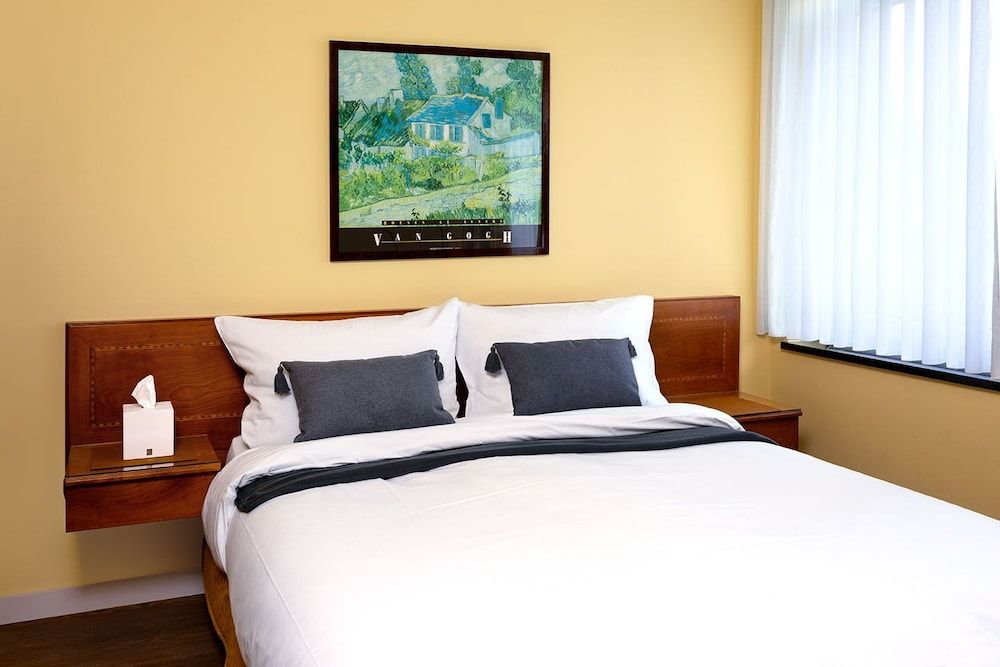 undefined Hotel Regina 2