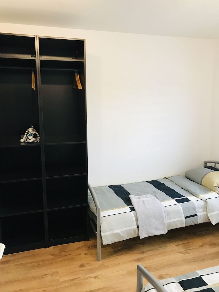 Ganzes Haus Nähe Köln Messe-Airport-City City House, 2 Bedrooms 10