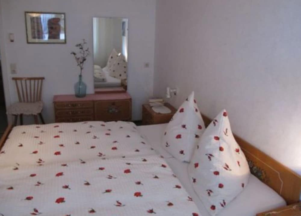 Single Room, Balcony