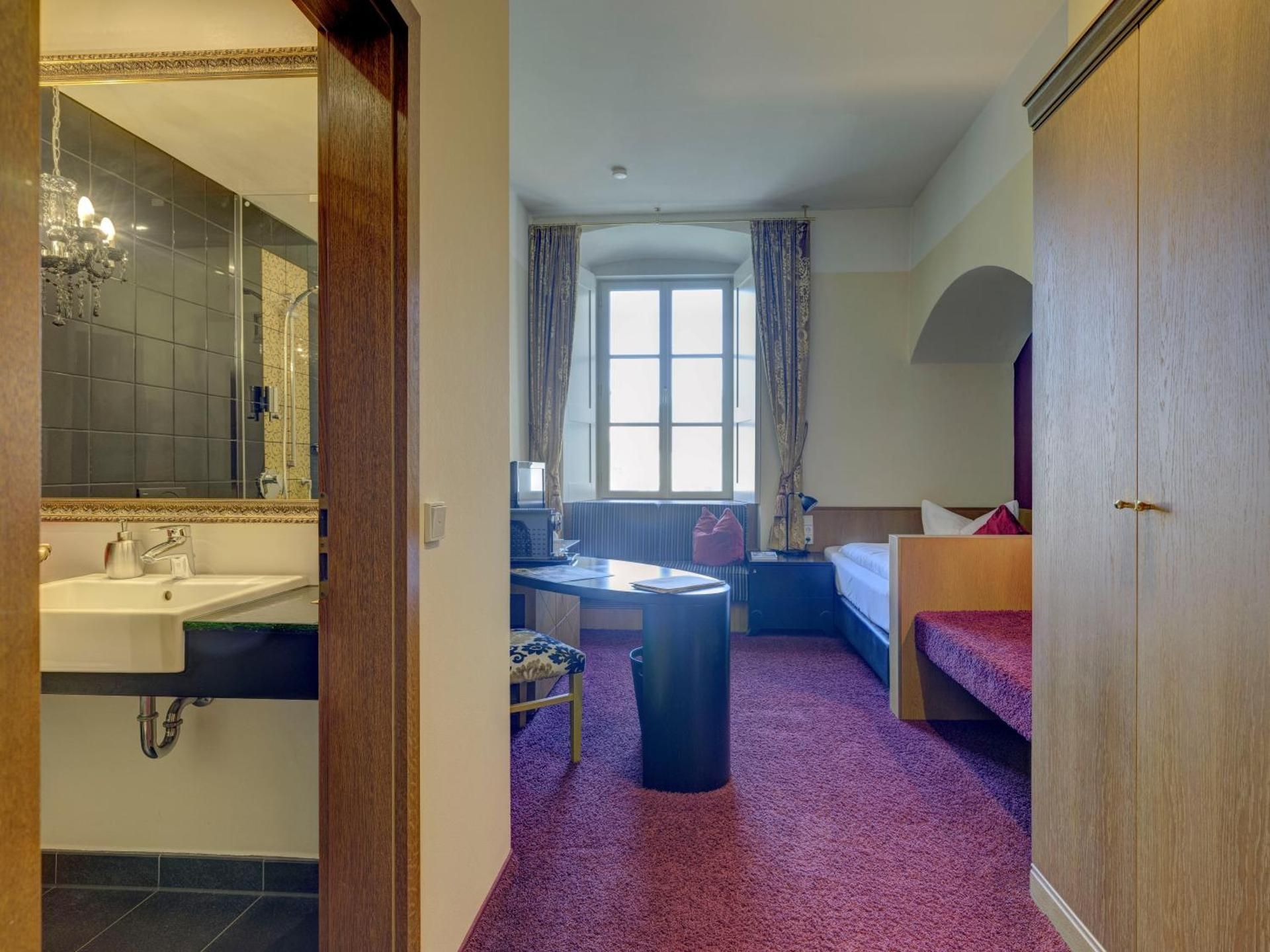 Single Room
