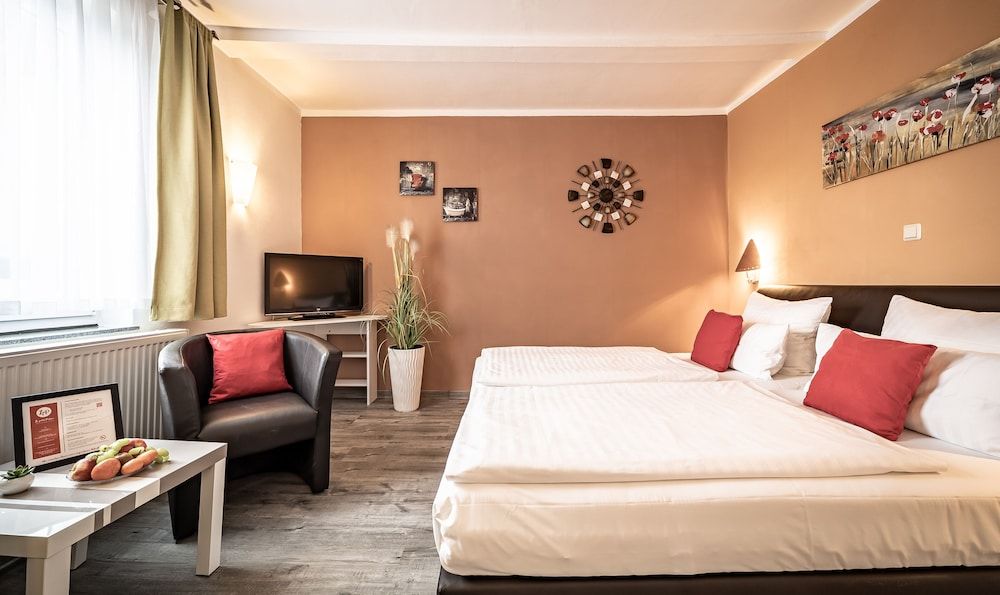 Le petit Palais – Hotel & Ferienapartments Double Room, Balcony 6