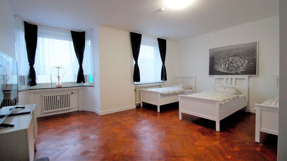 Deluxe Apartment