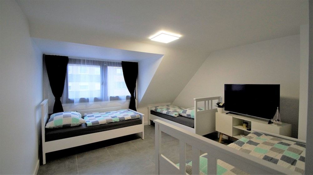 Deluxe Apartment, City View