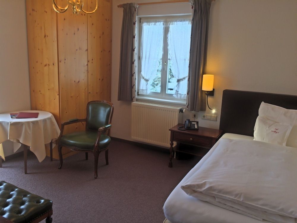 Single Room, Balcony