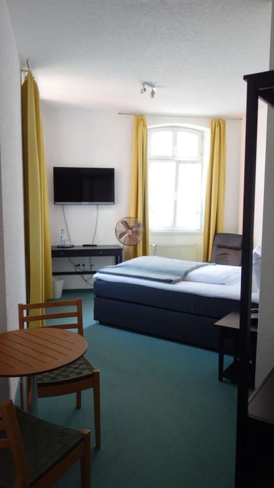Hotel Restaurant Erbprinz Walldorf Business Single Room, 1 Large Twin Bed, Non Smoking